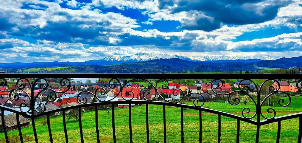 Apartament wakacyjny dla 7 osób, z ogród i widok na jezioro oraz basen i widok w Kluszkowce