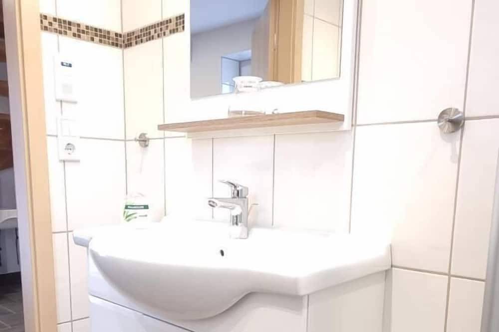 Ganze Wohnung, 3 Raum Ferienwohnung ( Doppelhaushälfte) in Büsum, Dithmarschen