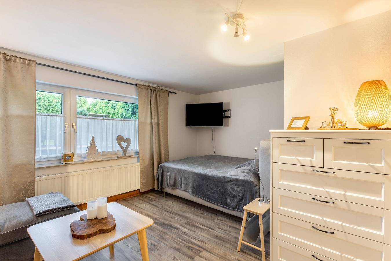 Ganze Wohnung, Apartment 'Auszeit' mit Bergblick, Balkon und Wlan in Olsberg, die Mittelgebirge