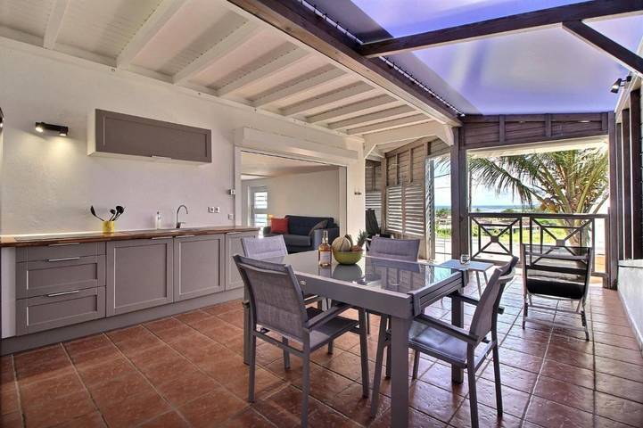 Gîte pour 2 personnes, avec piscine ainsi que jardin et vue à Le Moule - 2