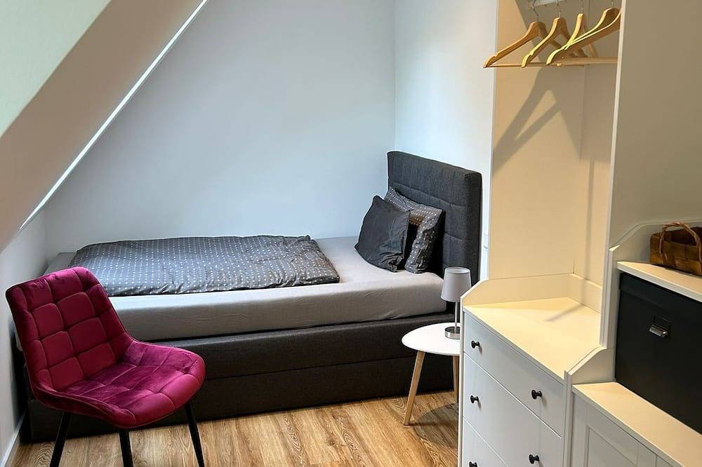 Ganze Wohnung, Ferienwohnung \"Gaia\" in Sendenhorst, 70qm neu renovierte Wohnung mit Balkon in Sendenhorst, Münsterland