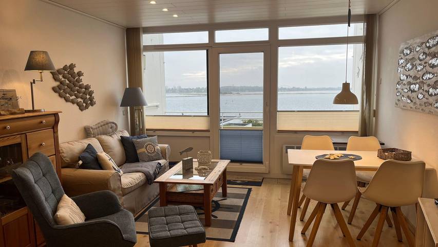 Ferienwohnung für 2 Personen, mit Balkon in Burgtiefe - 2