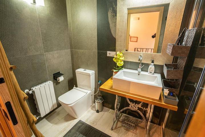 Casa rural para 4 personas, con vistas y terraza, Se admiten mascotas en Sierra de Gata - 2