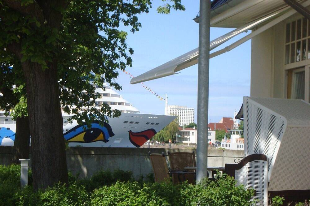 Ganze Wohnung, Lotsenhaus, Traumschiff-Traumblick in Hohe Düne (Warnemünde), Rostock