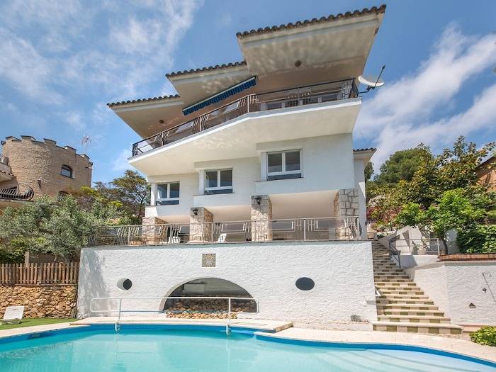 Casa vacanza per 8 persone, con Vista oceano e Balcone nonché Terrazza e Giardino a La Mora