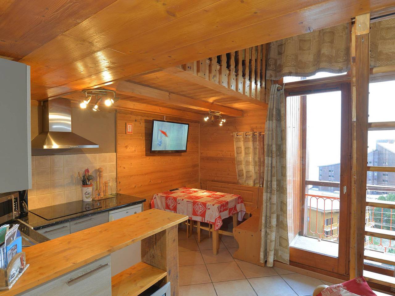 Gehele studio, Cozy Arc 2000 Studio for 6: Central, Balcony, Mezzanine, Near Slopes in Les Arcs, Bourg-Saint-Maurice