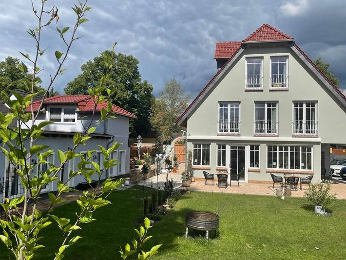 Ferienhaus für 4 Personen, mit Seeblick und Garten sowie Sauna und Ausblick in Senftenberg - 2