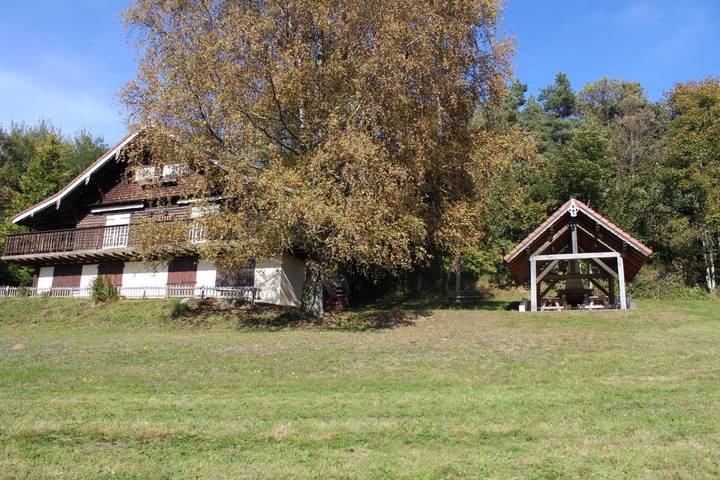 Gîte pour 6 personnes, avec vue et jardin, animaux acceptés à Fraize - 3
