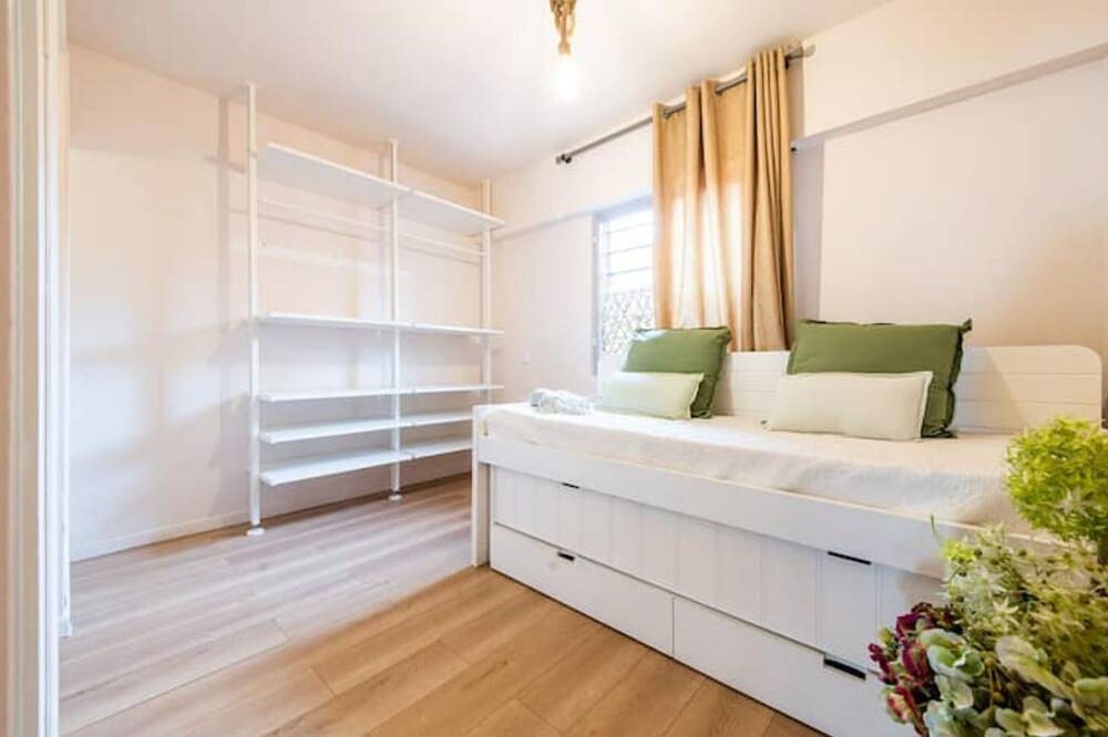 Casa Familiar con Piscina, Jacuzzi y Bbq! Ideal Grupos! in Las Rozas de Madrid, Madrid Province