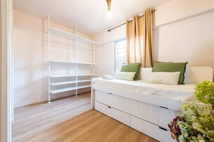 Casa Familiar con Piscina, Jacuzzi y Bbq! Ideal Grupos! in Las Rozas de Madrid, Área Metropolitana de Madrid