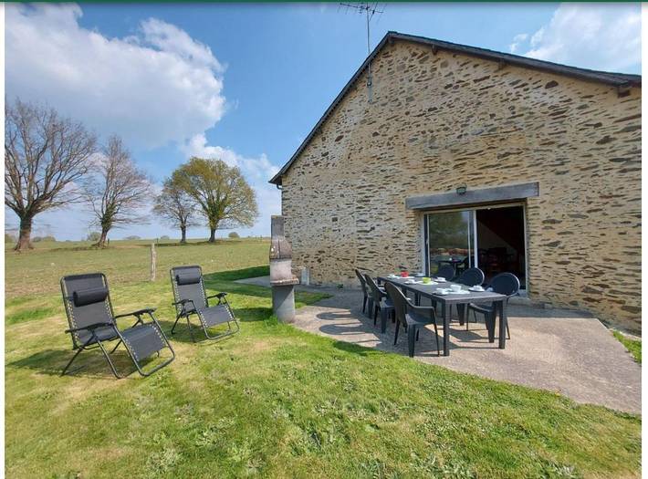 Location de vacances pour 6 personnes, avec terrasse à Cossé-le-Vivien - 2