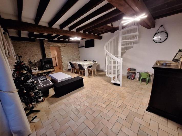 Location de vacances pour 8 personnes, avec vue et jardin à Fontaine-sous-Jouy - 2