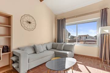 Gîte pour 4 personnes, avec balcon et bassin pour enfant dans Plage Du Grand Boucharel Saint Aygulf