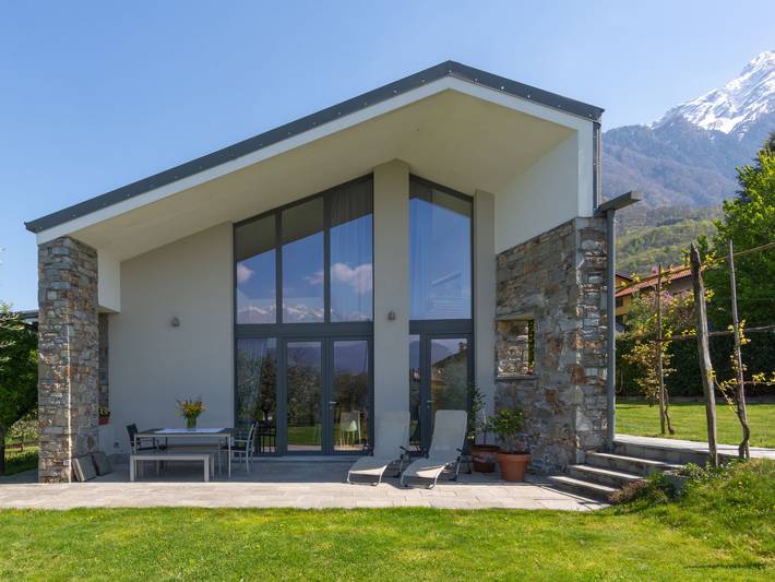 Holiday rental for 6 people, with Terrace and Garden in Lombardy