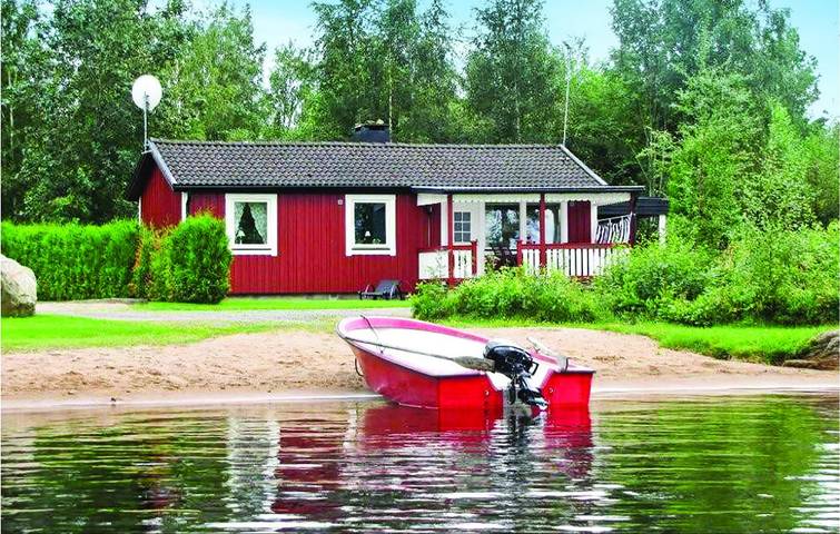 Ferienhaus für 3 Personen, mit Terrasse und Garten in Schweden
