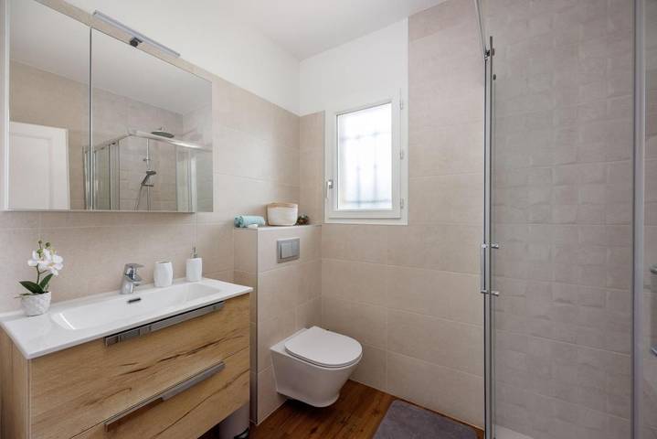 Maison d’hôte pour 3 personnes, avec piscine et jardin ainsi que bassin pour enfant et vue à Saint-Paul-de-Vence - 2