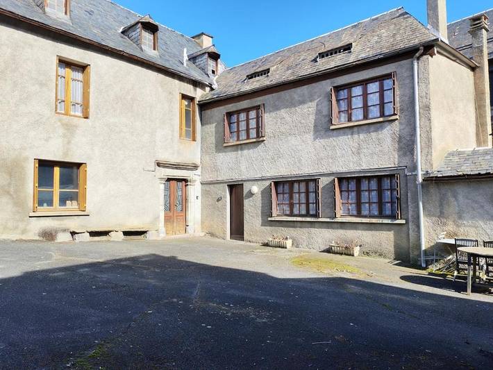Location de vacances pour 8 personnes, avec vue à Castillon-de-Larboust