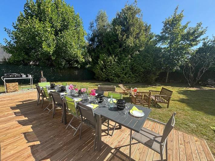 Gîte pour 12 personnes, avec jardin et terrasse, animaux acceptés à Bacilly - 2