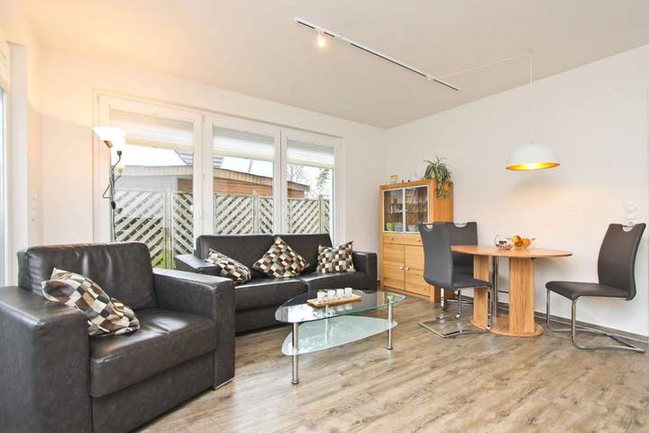 Ferienwohnung für 4 Personen, mit Balkon und Terrasse sowie Garten in Timmendorfer Strand, Südliche Ostseeküste