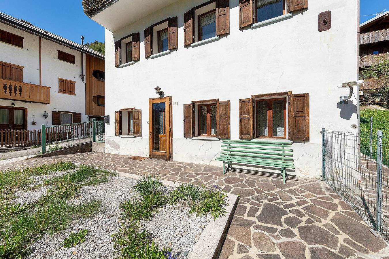 Casa Carmen in Vinigo: Bergblick, private Terrasse & Wlan in Vodo di Cadore, Östliche Dolomiten