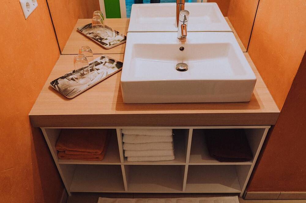 Ganze Wohnung, Ferienwohnung umgeben von idyllischer Natur in Hofstetten, Mittlerer Schwarzwald