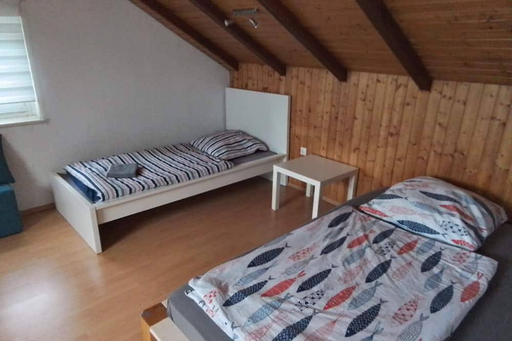 Geheel appartement, Appartamento di 110mq appena ristrutturato nella periferia di Nördlingen in Nördlingen, Zwaben (Bayern)