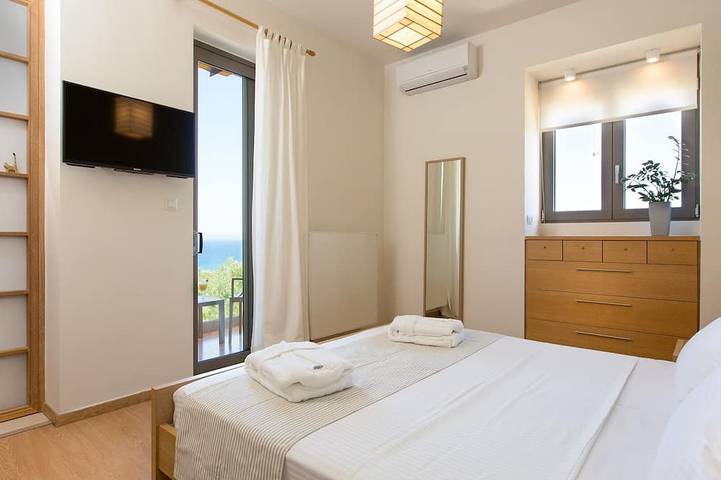 Premium villa met panoramisch uitzicht op zee, op loopafstand van het strand en Rethymno! in Rethymno (City), Rethymno en omgeving