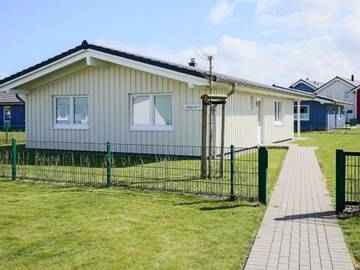 Ferienhaus für 4 Personen, mit Garten und Terrasse sowie Sauna in Dagebüll