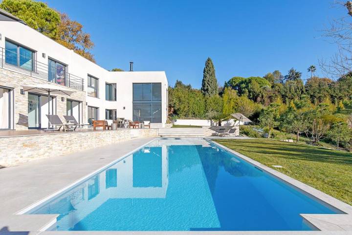Chambre d’hôte pour 2 personnes, avec jardin ainsi que piscine et vue à Mougins - 2