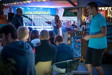 Static Caravan for 4 People in Saint-Julien-des-Landes, Loire Valley, Photo 2