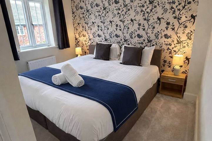 Ferienhaus-Business-Eigenes Badezimmer-Blick auf die Landschaft-Rudge House in Staffordshire