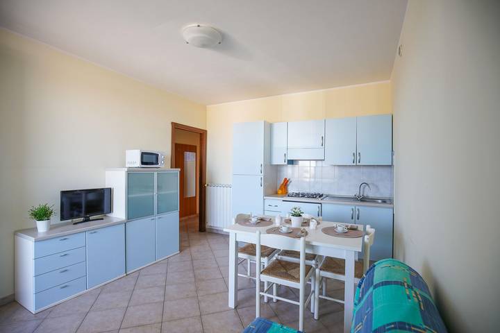 Trilocale vista mare con giardino privato in Lido degli Estensi, Comacchio