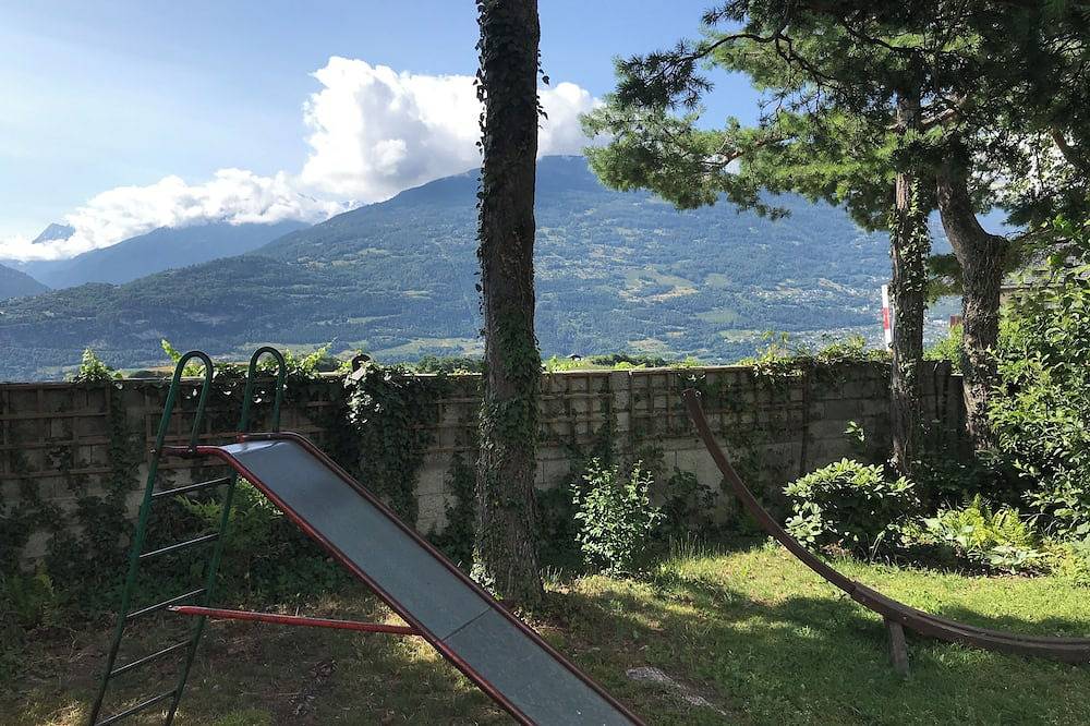 House with panoramic view & large garden - Grimisuat, Valais in Grimisuat, Sion - Sierre & Umgebung