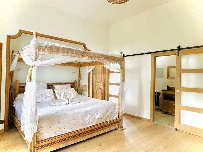 Location de vacances pour 6 personnes, avec jardin et piscine à Bessan - 3