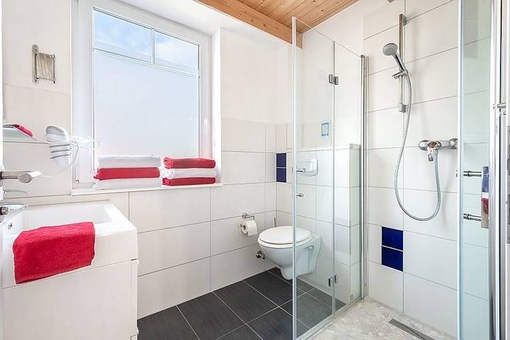 Ferienwohnung für 6 Personen, mit Sauna und Garten, kinderfreundlich in Waabs - 2