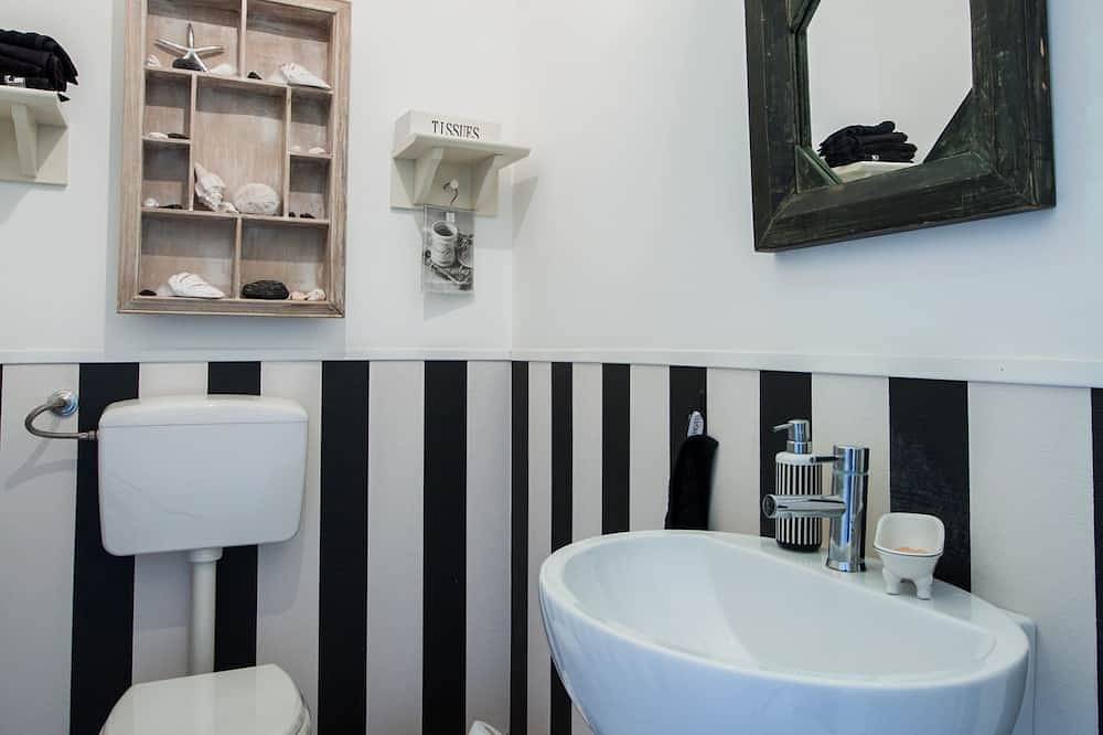 Villa entre mar y montaña con piscina privada y vista al mar con piscina privada in Capaci, Provincia de Palermo