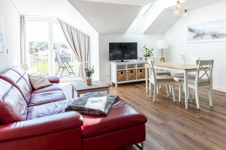 Ferienwohnung für 5 Personen, mit Balkon und Garten in Hohenkirchen