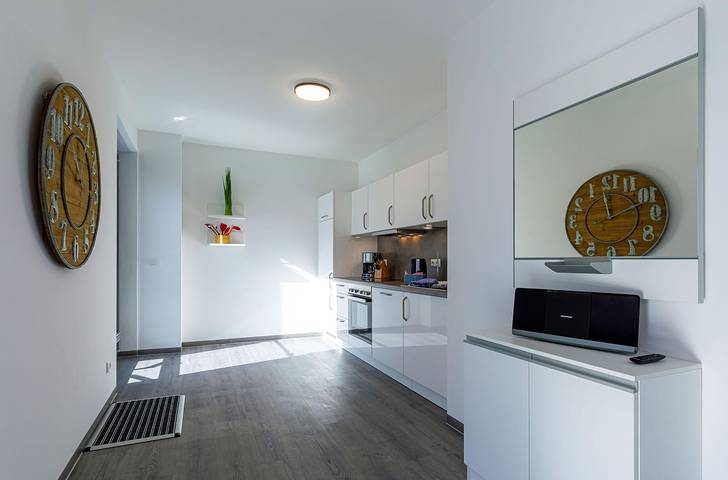 Appartement entier, 5 Sterne Ferienwohnung „Schleiereule“ mit großer Dachterrasse und Seeblick in Am Wadehäng, Krakow am See