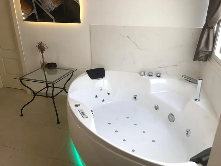 Appartement de vacances pour 2 personnes, avec balcon et jacuzzi - 1