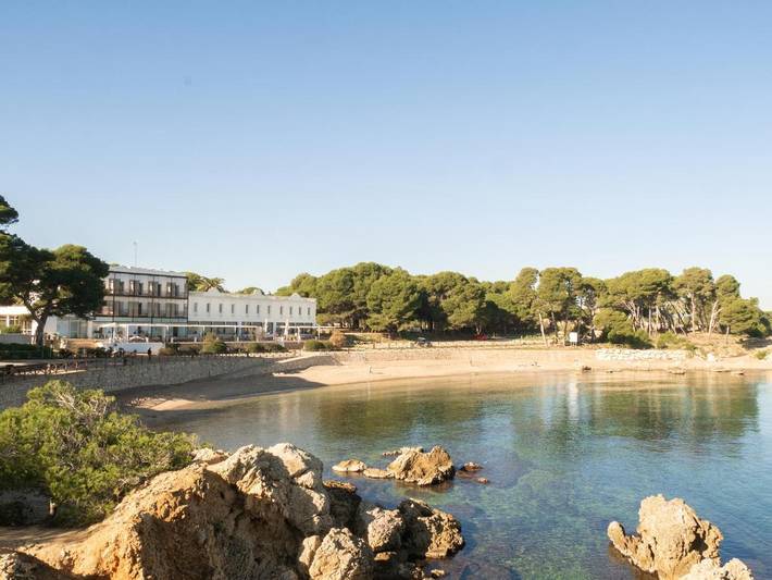 Hôtel pour 4 personnes, avec sauna ainsi que jacuzzi et jardin, animaux acceptés