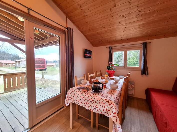 Gîte pour 6 personnes, avec jardin, animaux acceptés à Usson-en-Forez - 3