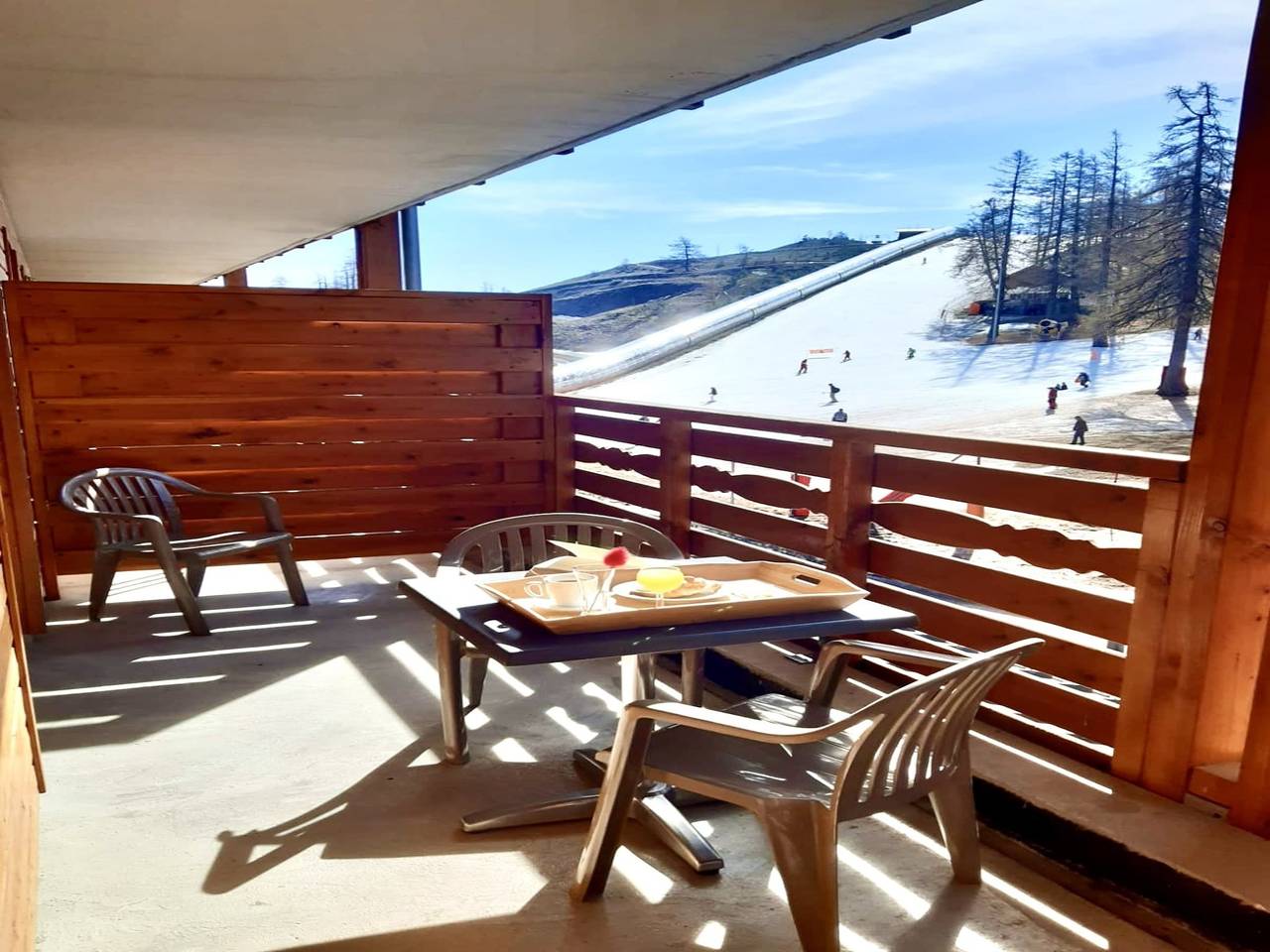 Apartamento entero, Apartamento a pie de pistas en Guillaumes in Guillaumes, Nizza Region