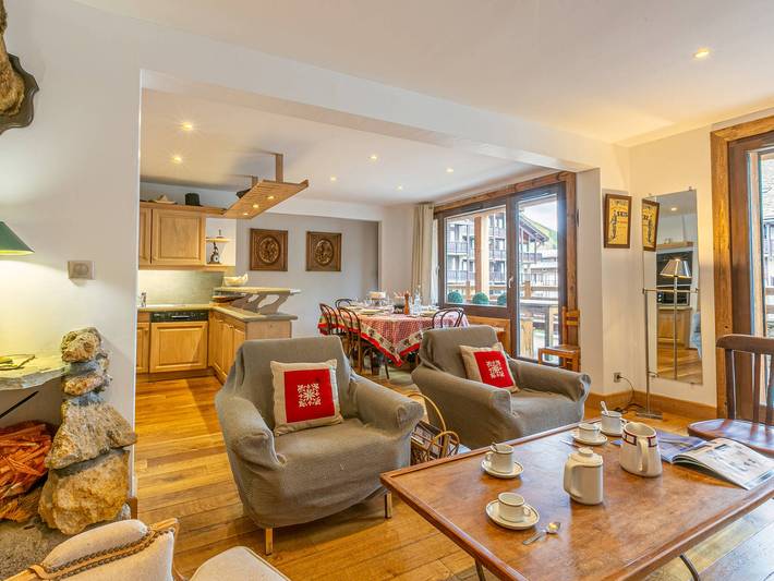 Gîte pour 6 personnes, avec terrasse dans Office De Tourisme De Val D Isere - 3