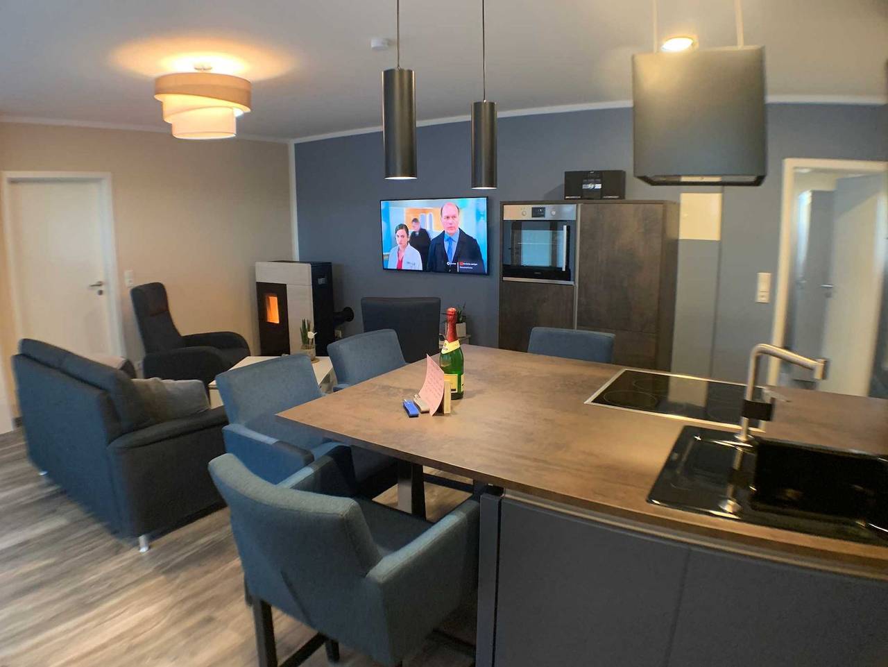 Ganze Ferienwohnung, Ferienhaus bon Moment - Ferienhaus bon Moment in Vöhl, Waldecker Land