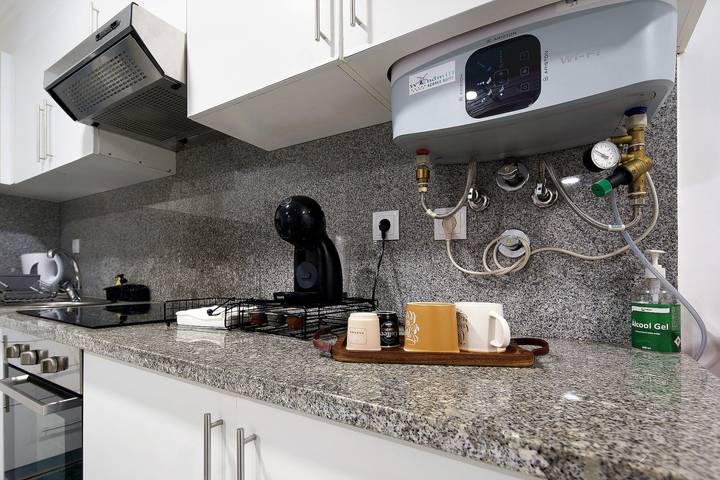 Apartamento entero, Apartamento 'Windmill Açores Suite' con balcón, Wi-Fi y aire acondicionado in Isla de San Miguel, Furnas