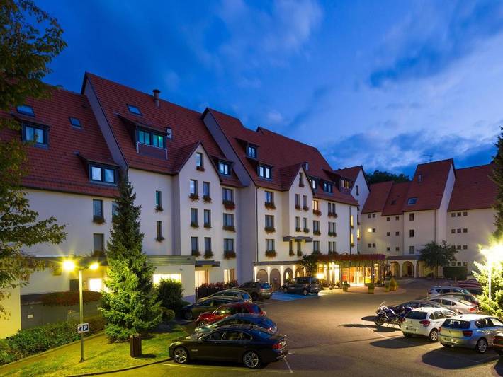 Appartement de vacances pour 6 personnes, avec Jacuzzi et Piscine ainsi que Sauna et Vue