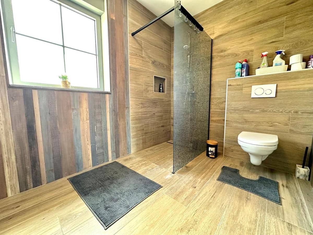 Appartement entier, One-Bedroom Apartment in Verlaine, Région de Liège