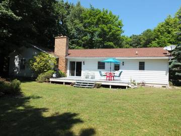 Vacation House for 8 Guests in Frankfort, Benzie County, Picture 1