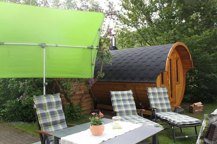 Ferienwohnung für 2 Personen, mit Sauna und Terrasse sowie Garten