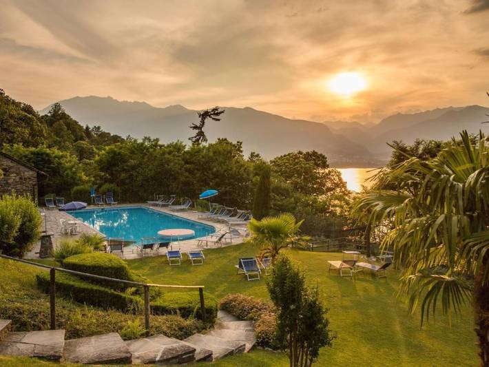 Ferienwohnung für 3 Personen, mit Garten und Pool in Piazzogna